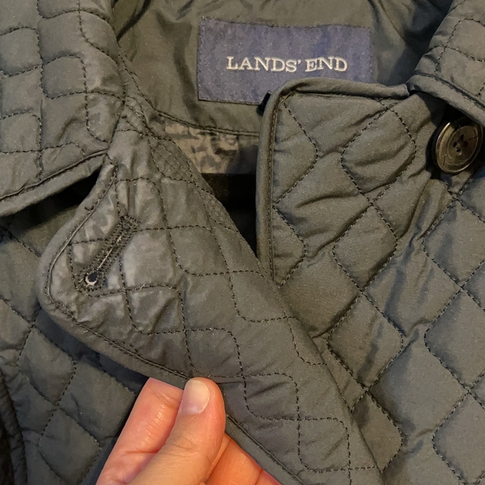 Lands’ End Women’s Small Black Quilted Lightweight Button Down Coat Front Pocket - Picture 12 of 12